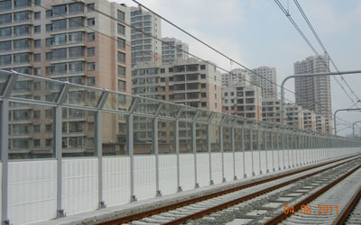 鐵路半透明聲屏障